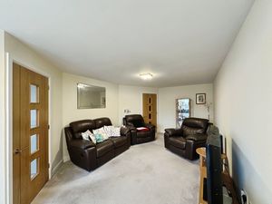 Photo 8- click for photo gallery